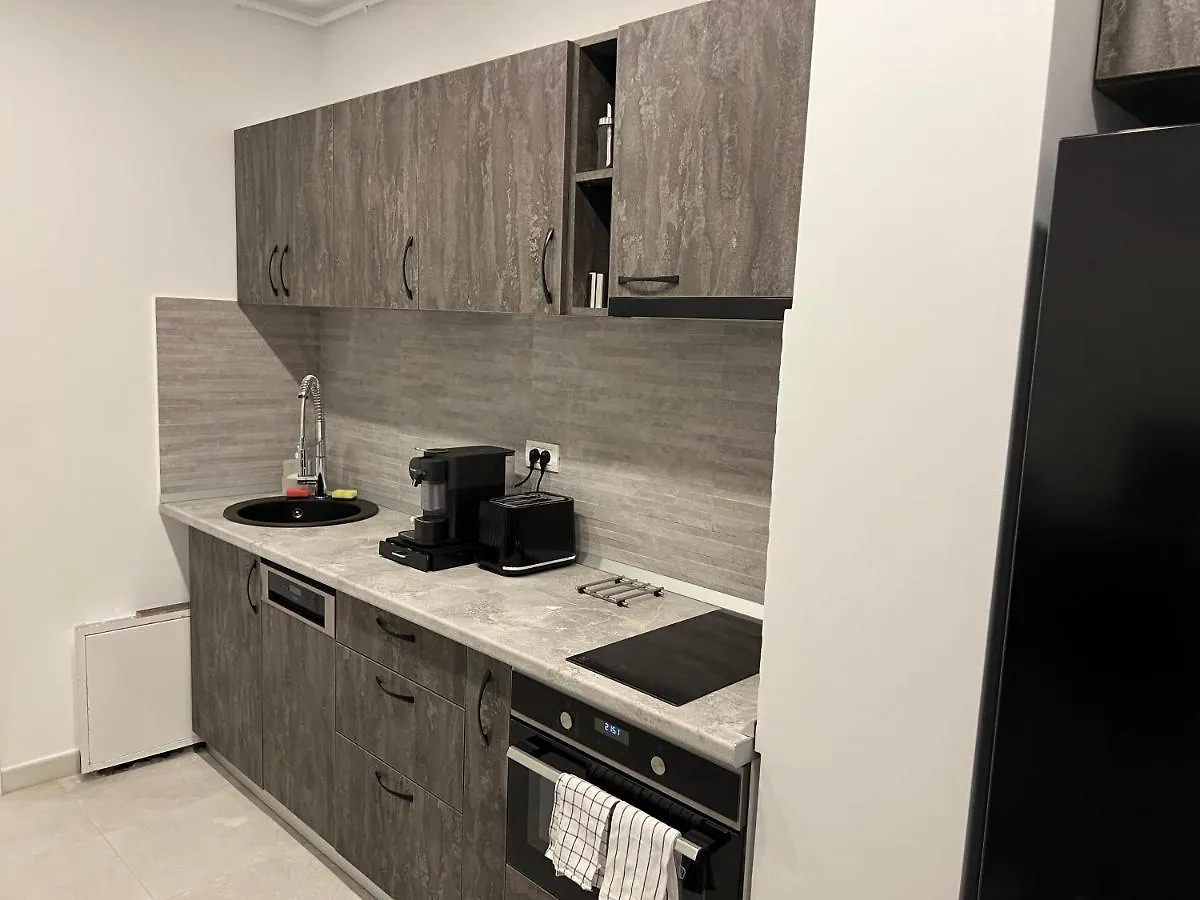 Amazing 2-Room Penthouse Cityview W13 ブカレスト アパート