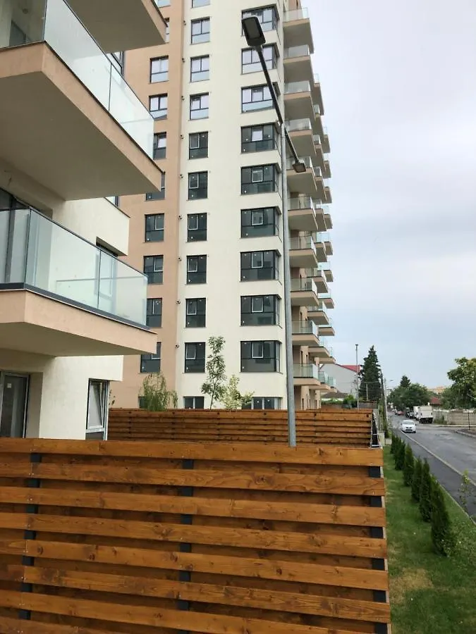 Amazing 2-Room Penthouse Cityview W13 ブカレスト